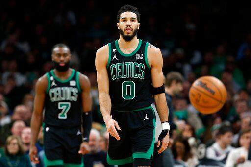 开云体育入口-绿军为傲慢而付出代价！进攻低迷令他们想念斯马特