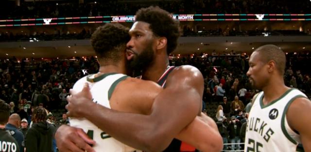 开云体育官网-多次后撤步致敬哈登！MVP直接对话恩比德力压字母