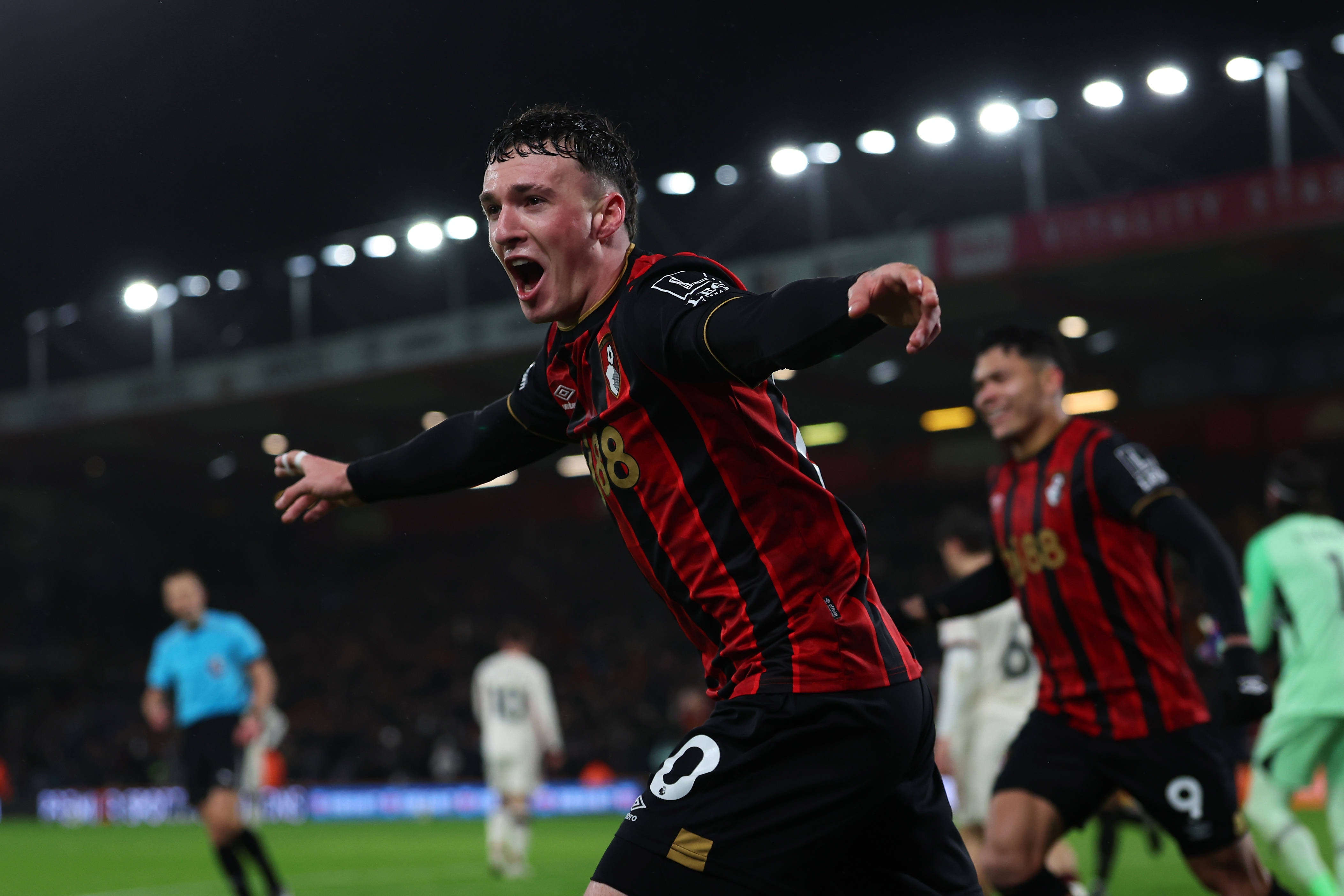 开云体育入口-罗马诺：伯恩茅斯本周将买断希门尼斯，米兰和皇马将平分转会费